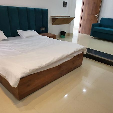 Mg Kitchen Banquet Hotel Kathua Ngoại thất bức ảnh