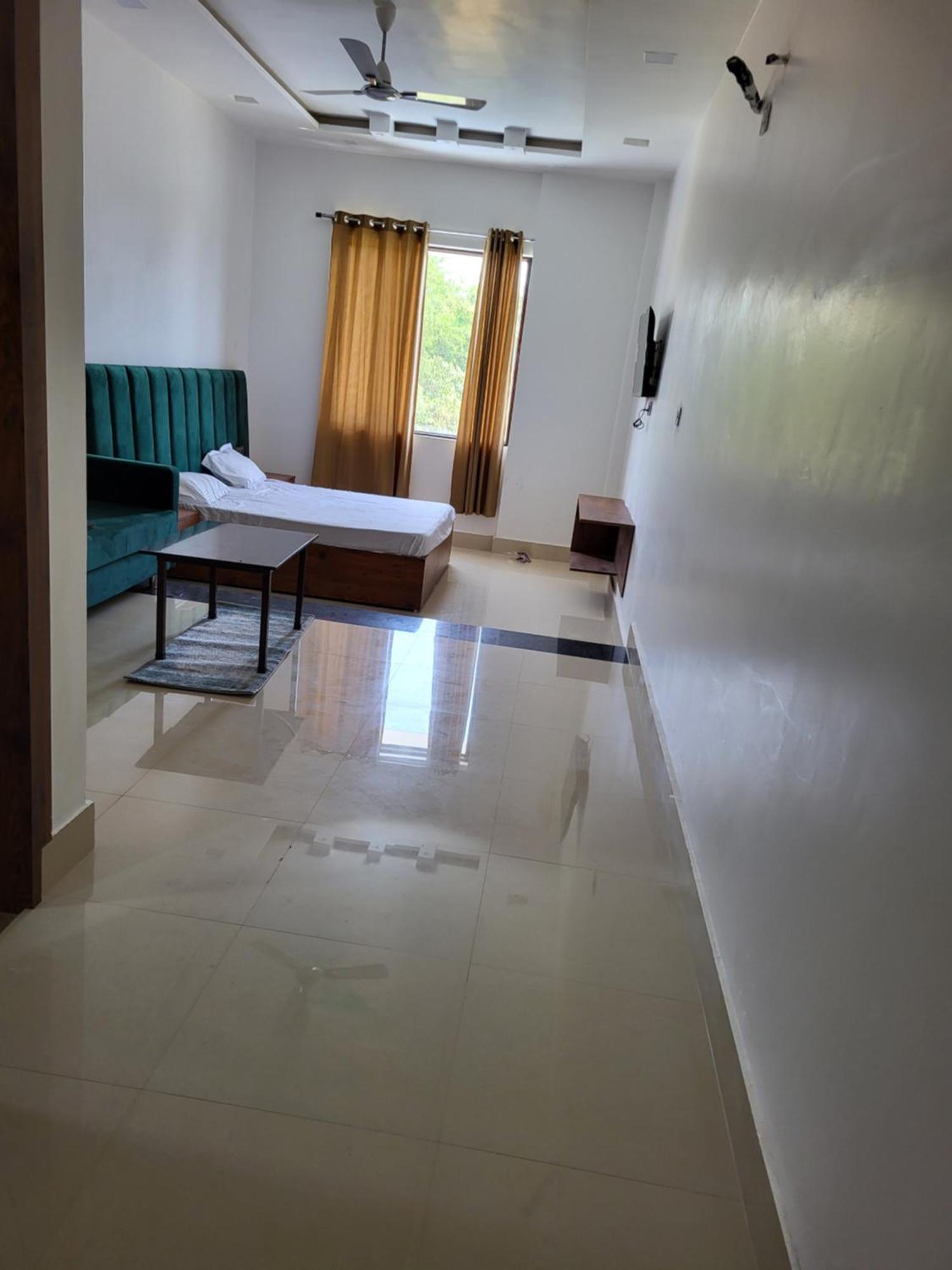 Mg Kitchen Banquet Hotel Kathua Ngoại thất bức ảnh