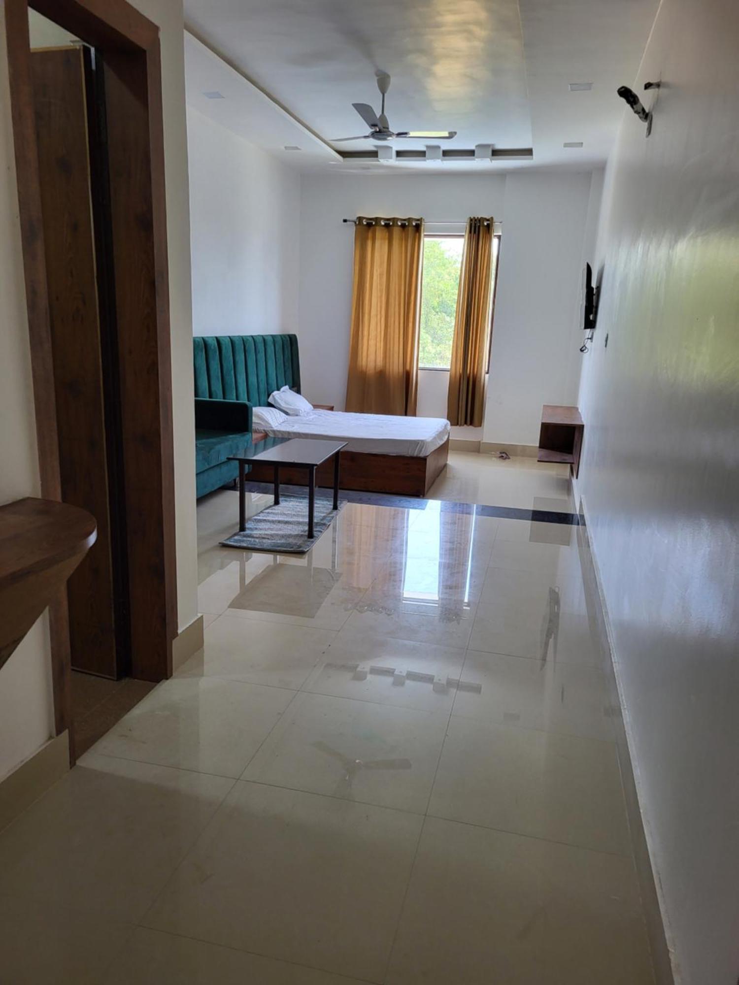 Mg Kitchen Banquet Hotel Kathua Ngoại thất bức ảnh